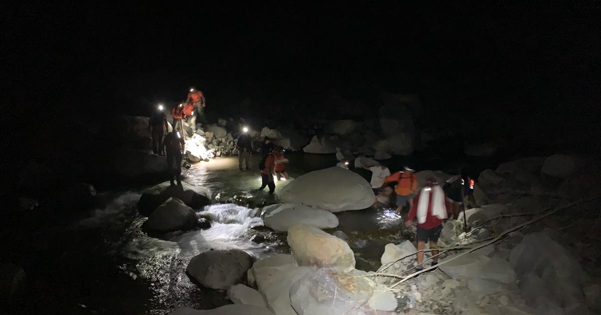10 missing hikers rescued from California canyon thanks to Apple SOS feature